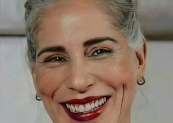 Glória Pires: “Assumir o que a sociedade nos diz ser uma imperfeição nos liberta!”