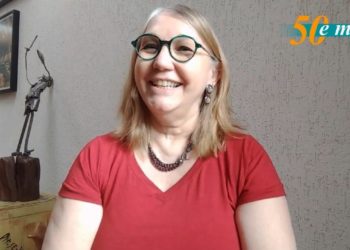 Envelhecer é… ‘conviver com a insônia e poder ler os livros guardados para depois’