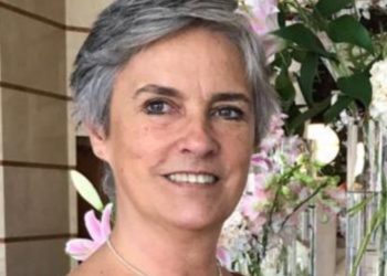 Ela deixou o trabalho aos 71 e se engajou em um projeto que busca melhorar o Brasil