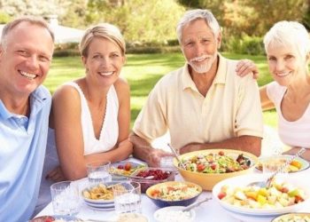 A enorme importância da comida saudável na terceira idade