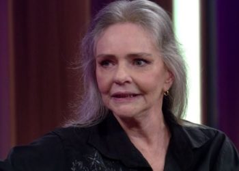 Aos 70 anos, Ângela Ro Ro pede ajuda aos fãs para sobreviver