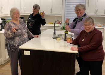 Quatro mulheres de mais de 70 ensinam como dividir uma casa e viver bem