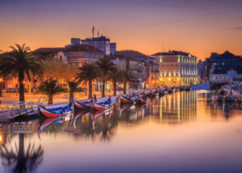 Vânia Nacaxe fala das delícias de se conhecer Portugal, viajando só ou em grupo