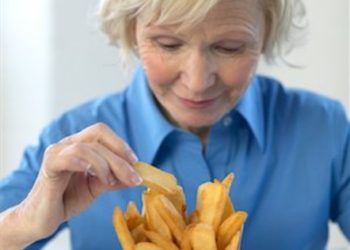 Seis  alimentos que envelhecem, considerados vampiros da saúde