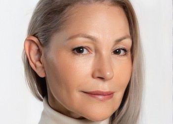 Na foto para a carteira de identidade, eu parecia ter 10 anos a mais. Foi um choque