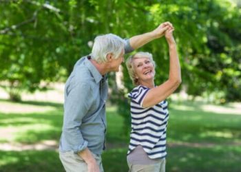 Por que dançar, sozinho ou não, faz tão bem para o corpo e para a alma