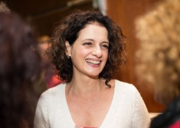 Denise Fraga, 57, é mais uma que denuncia a “ditadura da juventude”