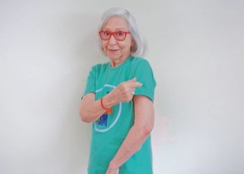 Atores e jornalistas participam de campanha para conscientizar da importância da vacina