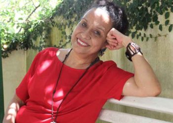 Uma tocante homenagem aos pais, de quem ela se despediu faz muito tempo