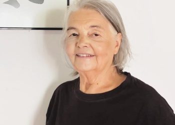 Aos 86, Eni Fantini lança seu primeiro livro e nos ensina a libertar por meio da arte