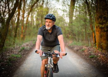 A paranóia que pode vir com o envelhecer