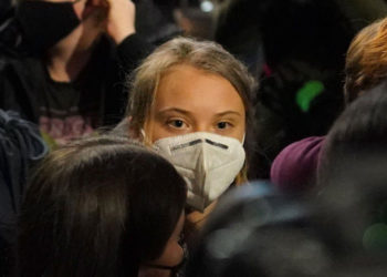 Somos acionistas da nossa sobrevivência