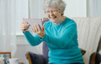 Com a internet, idosos podem se tornar mais independentes