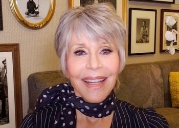 De repente, me deparo com os cabelos brancos de Jane Fonda