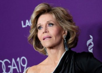 Perto dos 82, Jane Fonda é símbolo do envelhecimento saudável