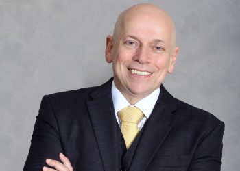 Leandro Karnal louva a amizade:  “Amigos na luz da vida e no mistério da morte”