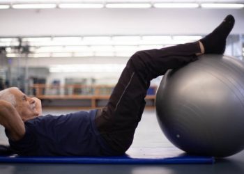 A receita do envelhecer bem tem cinco fundamentos. Um deles é “mexa o corpo”