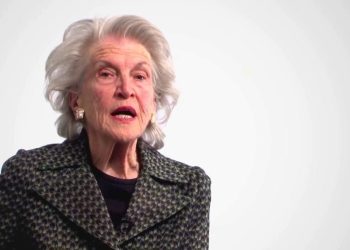 Envelhecer é…”um processo de amadurecimento, de plenitude e dignidade”