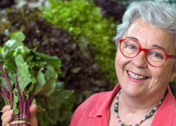 Envelhecer é…’viver com entusiasmo, com esse Deus dentro. Entusiasmo quer dizer isso’