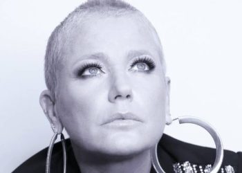 Xuxa: “Sou muito cobrada, meu envelhecimento choca as pessoas”
