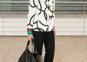 Quando os filhos querem controlar até a roupa que a mãe veste