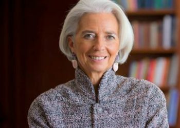 Precisamos fazer a rebelião dos cabelos brancos