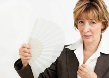 Médicos dão 10 dicas para amenizar os sintomas da menopausa