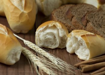 Alimentos que podem desencadear o processo que resulta no câncer