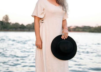 Marina Pascon, modelo descoberta depois dos 50, no Facebook