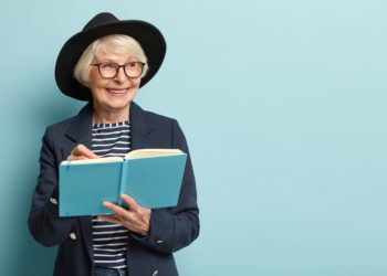 A moda estilosa das mulheres que passaram dos 60 anos