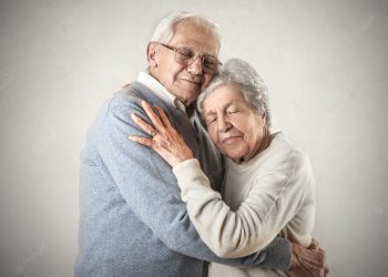 Família muda quando pais idosos adoecem