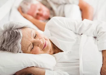 Por que dormimos menos quando envelhecemos