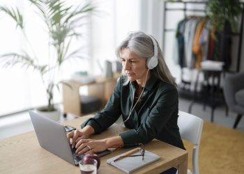 Endividamento cresce mais entre idosos