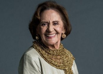 Aos 95, Laura Cardoso cuida ela mesma de sua carreira de atriz