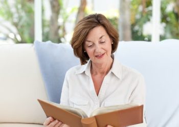 Por que a leitura é essencial para quem chegou à maturidade