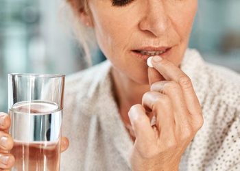 A gente deve ou não tomar suplemento alimentar?