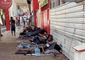 Mendigos: retrato da nossa derrota como civilização