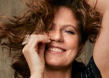 Patrícia Pillar chega aos 60: ‘Ainda tenho muita vida para viver’