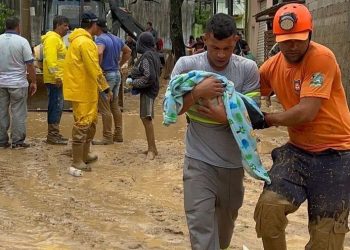 Faltam olhos para ver e ouvidos para ouvir