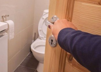 Você acorda várias vezes para fazer xixi à noite?