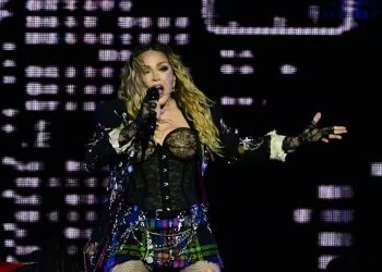 Fui, vi, cantei, dancei. Lavei a alma