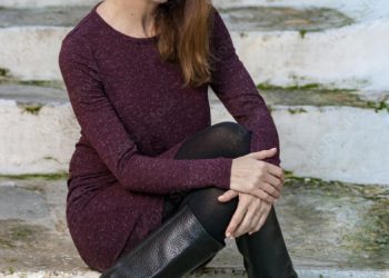 Com a chegada do frio, vestido com botas é uma boa pedida