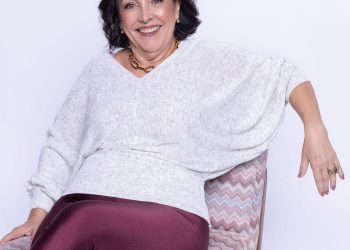 Aos 70, Cecilia Sandoval comemora 4 décadas de trabalho com moda