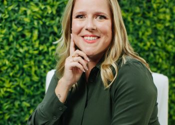 Vendo as deficiências do setor, médica cria rede de casas de repouso