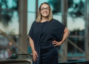 Empresa investe em recrutamento e qualificação de pessoas acima dos 50