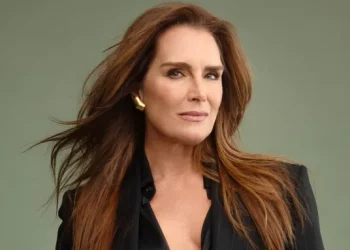 “Venho envelhecendo há tanto tempo. Já estou acostumada com isso”