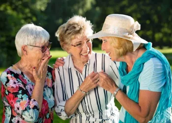 Para viver mais e melhor, cultive os amigos