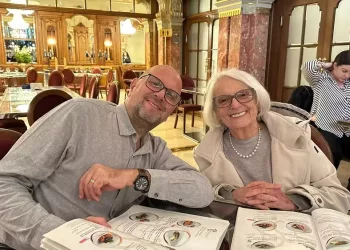 Construtoras oferecem prédios de alto padrão para idosos, com serviços médicos